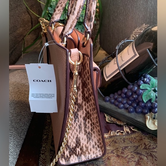 Authentic COACH Pebbled leather/Snakeskin embossed top handle crossbody/Satchel - Picture 5 of 13
